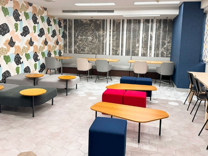 学生ホール