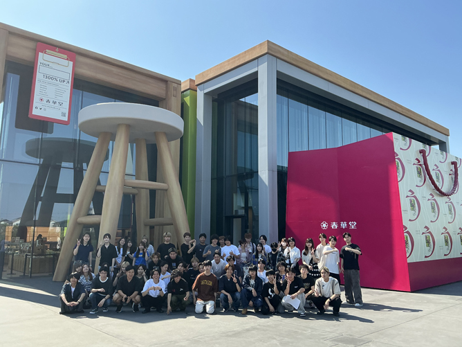 スイーツバンク（浜松市）話題のスポットにも足を運べます。