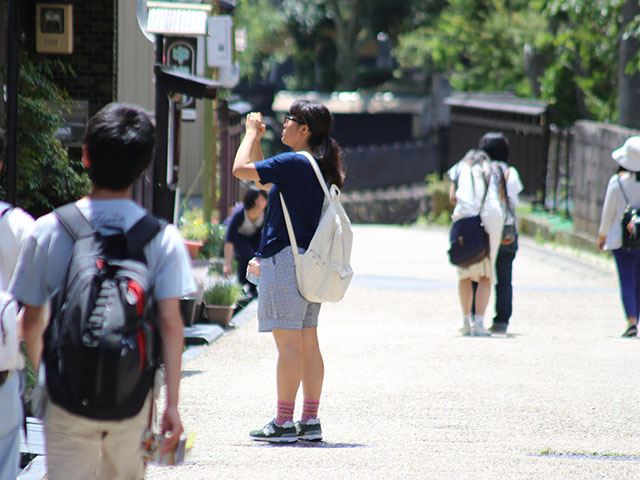 美術館や博物館、動物園・公園などの見学は充実した研究の時間。