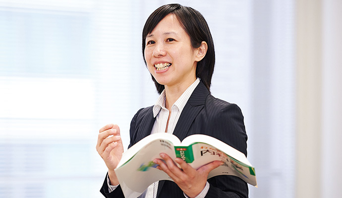 【飯 春菜】病気の成り立ちや仕組みを学び、治療法を理解します。