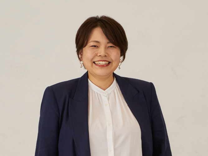 東 真央先生