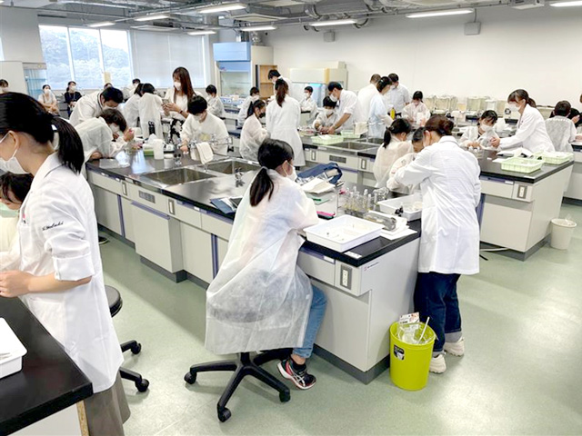 ひらめき☆ときめきサイエンス
～ようこそ大学の研究室へ～タンパク質を見てみよう～
自宅でできる結晶化とコンピューターによる分子の観察～4