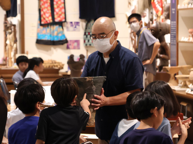2024年度南山大学小・中学生向け講座
「大学で、未来の自分を探してみよう！」（各全４回）1