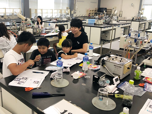 夏休み自由研究大作戦！あら不思議？わくわく科学体験デー
子ども科学体験デーin北陸大学20223
