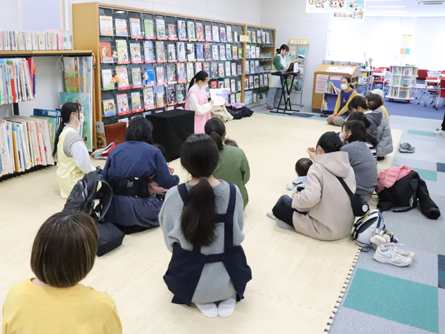 おやこ図書館
おはなし＆わらべうたの会2
