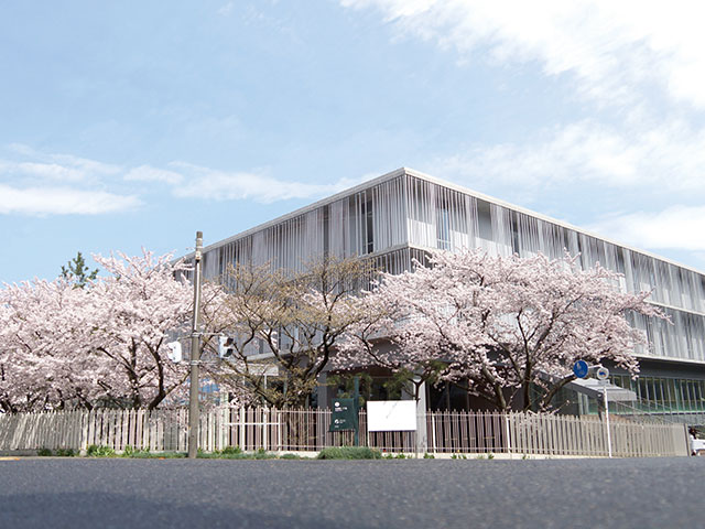小中学生のための心理学体験講座「ふれて学ぼう！“こころ”のフシギ」1