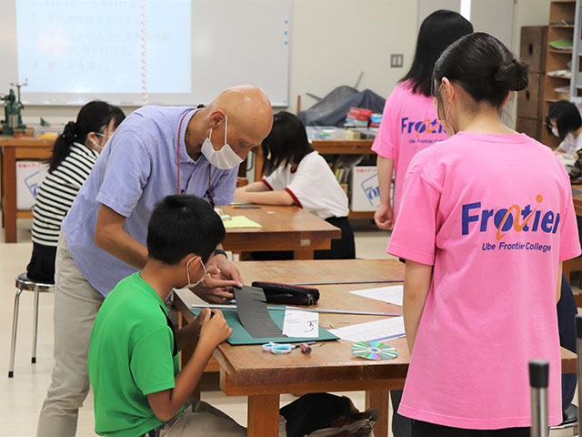 夏休みジュニア科学教室1